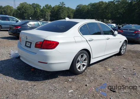 2011 BMW 528 I из США, поврежденный, VIN WBAFR1C54BC743580